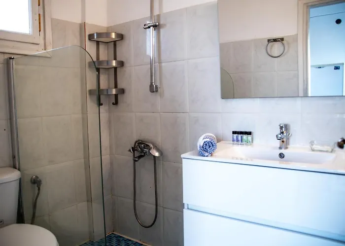 Anastasios Olive Garden Petalídhion