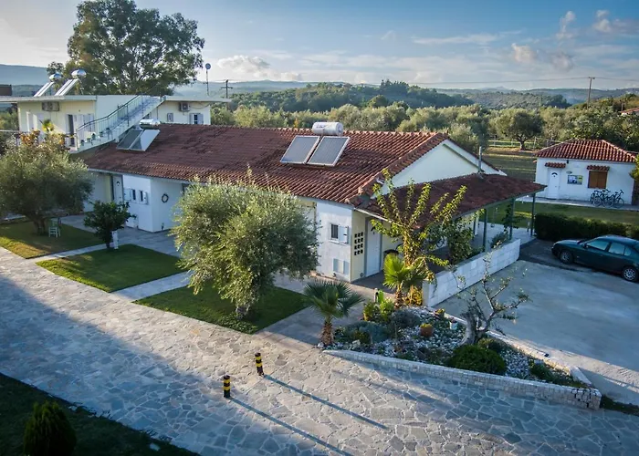 Lägenhet Anastasios Olive Garden Petalídhion